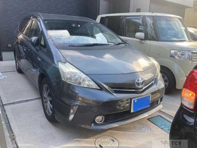 2011 Toyota PRIUS α