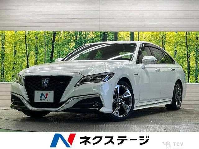 2018 Toyota Crown Hybrid