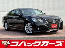 2013 Toyota Crown Hybrid