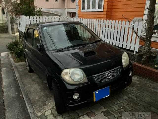 2005 Mazda Laputa