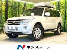 2012 Mitsubishi Pajero