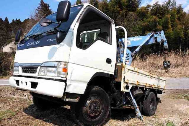 2004 Isuzu Elf Truck