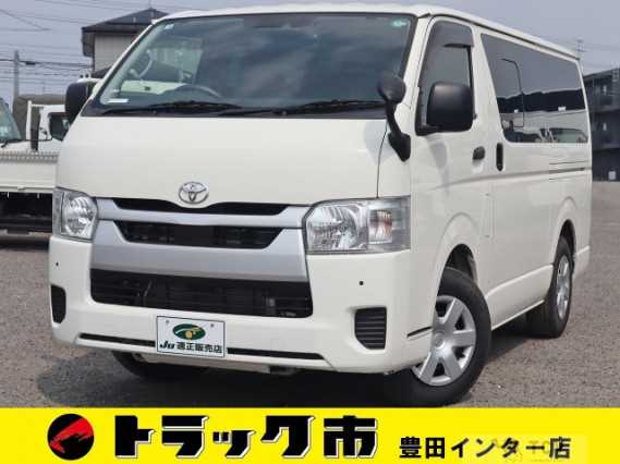 2022 Toyota Hiace Van