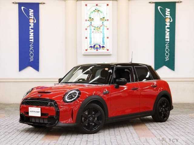 2022 BMW MINI