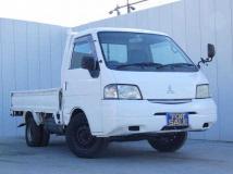 2001 Mitsubishi Delica Truck