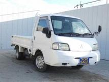 2002 Mitsubishi Delica Truck