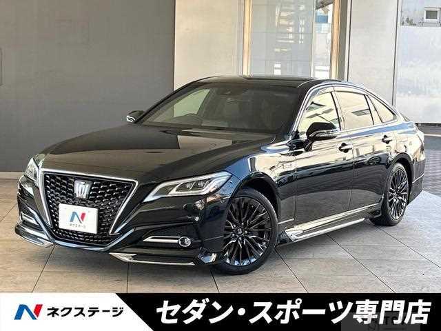 2019 Toyota Crown Hybrid