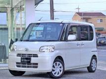 2012 Daihatsu Tanto