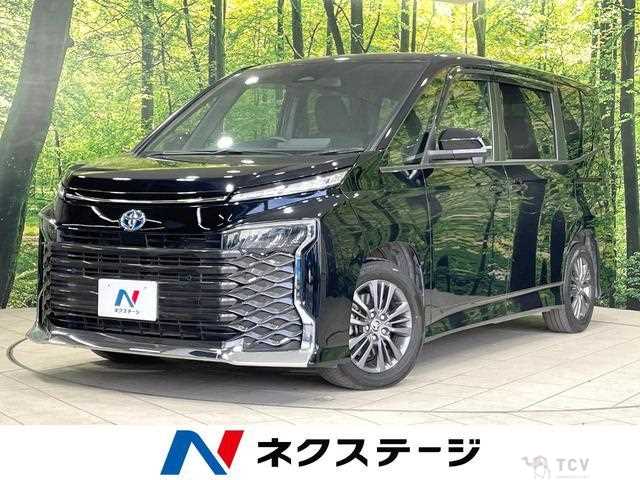 2023 Toyota Voxy