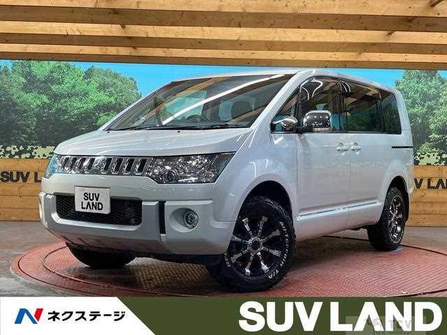 2016 Mitsubishi Delica D5