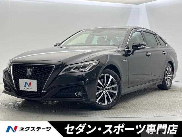 2020 Toyota Crown Hybrid