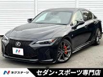 2021 Lexus IS