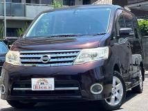 2009 Nissan Serena