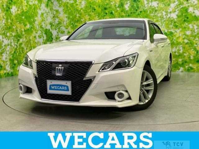 2014 Toyota Crown Hybrid