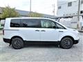 2025 Mitsubishi Delica D5