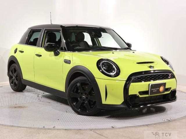 2022 BMW MINI