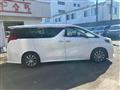 2017 Toyota Alphard G