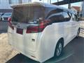 2018 Toyota Alphard Hybrid