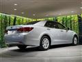 2013 Toyota Crown Hybrid