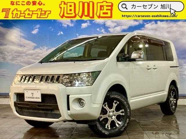 2010 Mitsubishi Delica D5