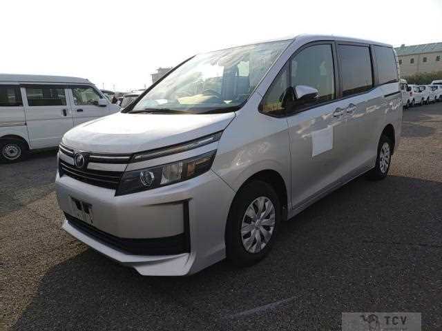 2015 Toyota Voxy