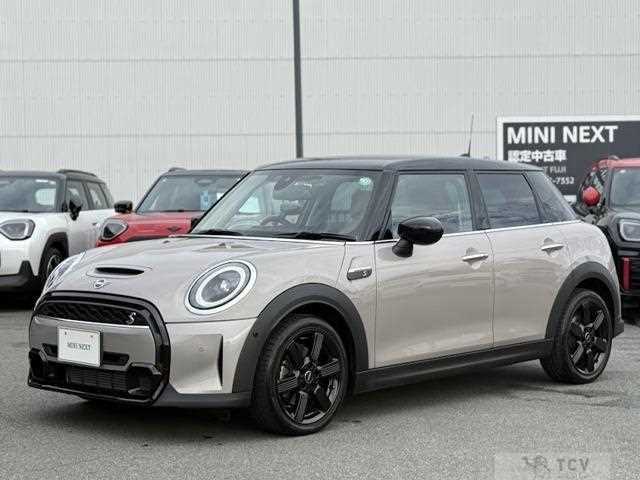 2022 BMW MINI