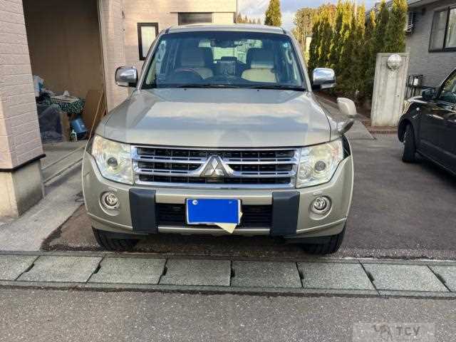 2011 Mitsubishi Pajero