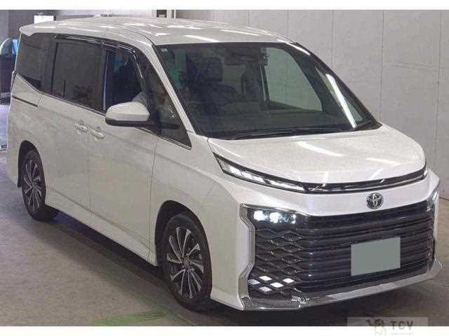 2022 Toyota Voxy