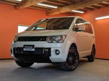 2016 Mitsubishi Delica D5