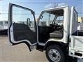 2004 Isuzu Elf Truck