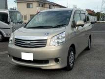 2012 Toyota Noah