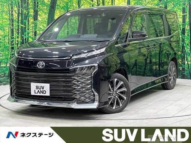 2022 Toyota Voxy