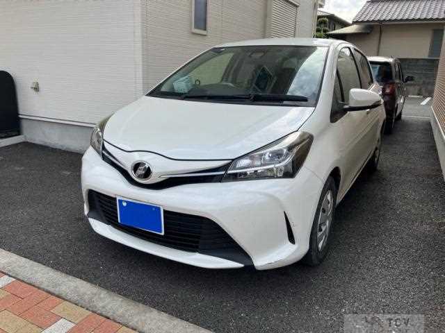 2017 Toyota Vitz