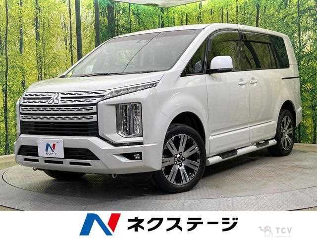 2019 Mitsubishi Delica D5