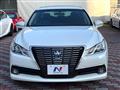 2013 Toyota Crown Hybrid