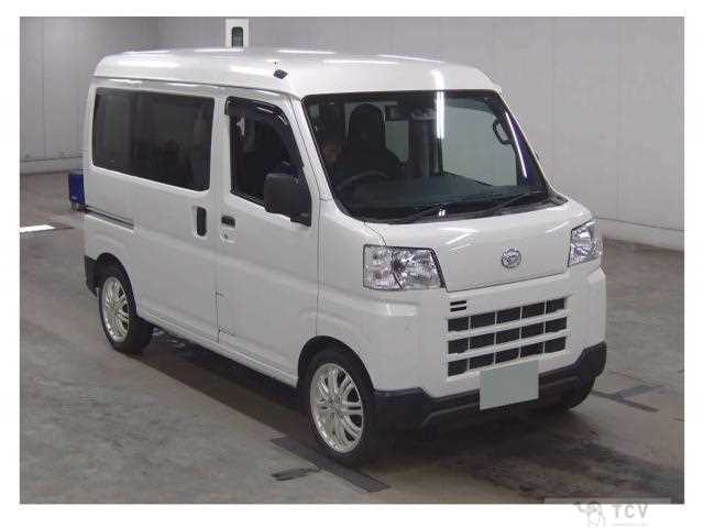2022 Daihatsu Hijet Cargo