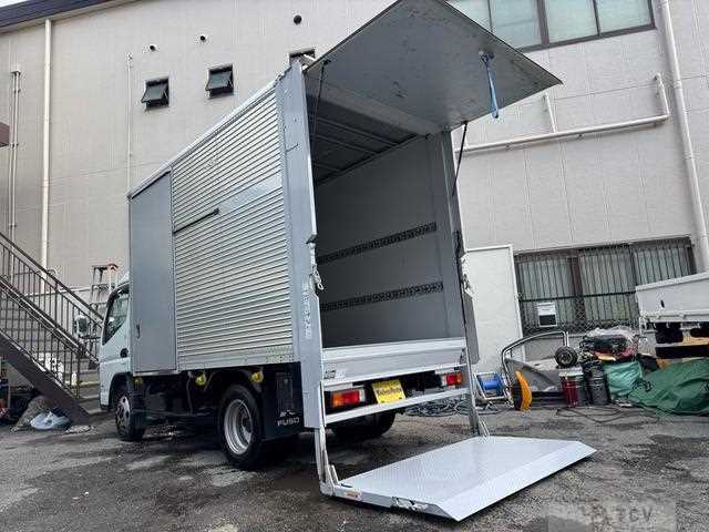 2013 Mitsubishi Fuso Canter