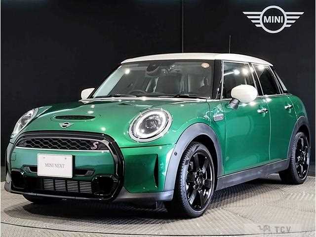 2022 BMW MINI