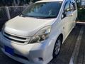 2012 Toyota Isis