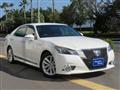 2013 Toyota Crown Hybrid