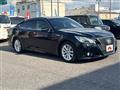 2013 Toyota Crown Hybrid