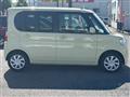 2011 Daihatsu Tanto