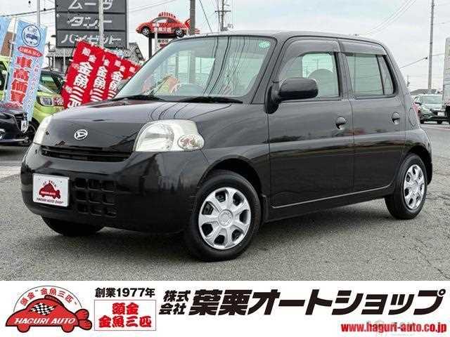 2011 Daihatsu Esse