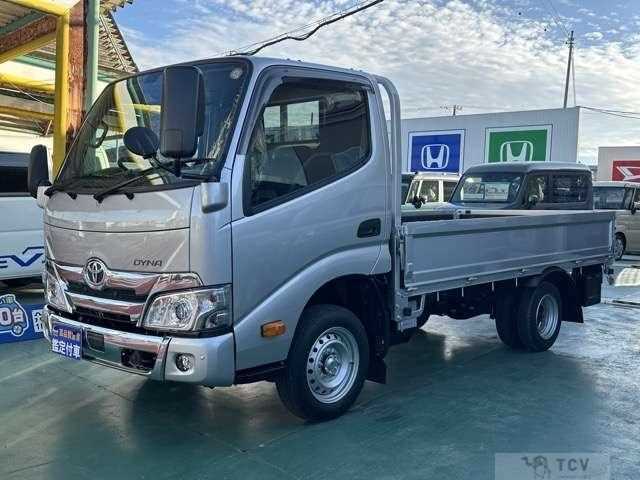 2025 Toyota Dyna Truck