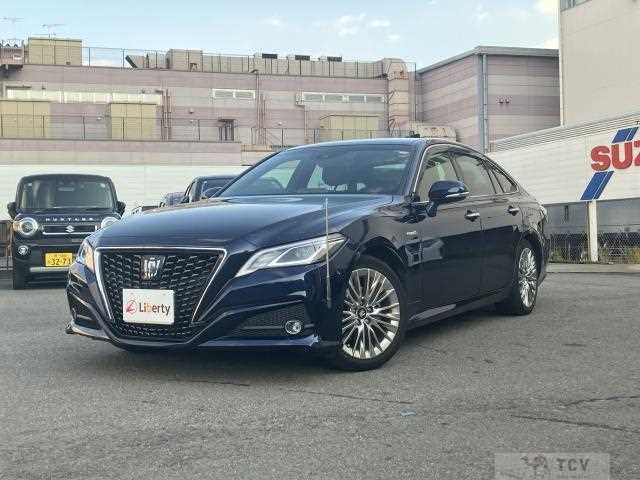2019 Toyota Crown Hybrid