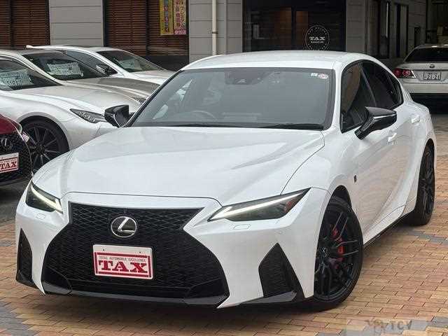 2023 Lexus IS