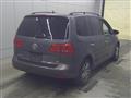 2013 Volkswagen Golf Touran