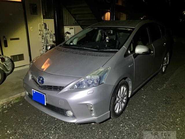 2012 Toyota PRIUS α