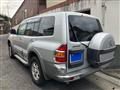 2000 Mitsubishi Pajero