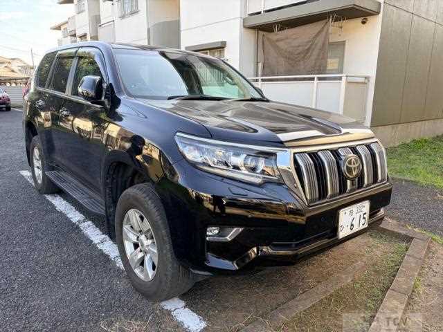 2023 Toyota Land Cruiser Prado